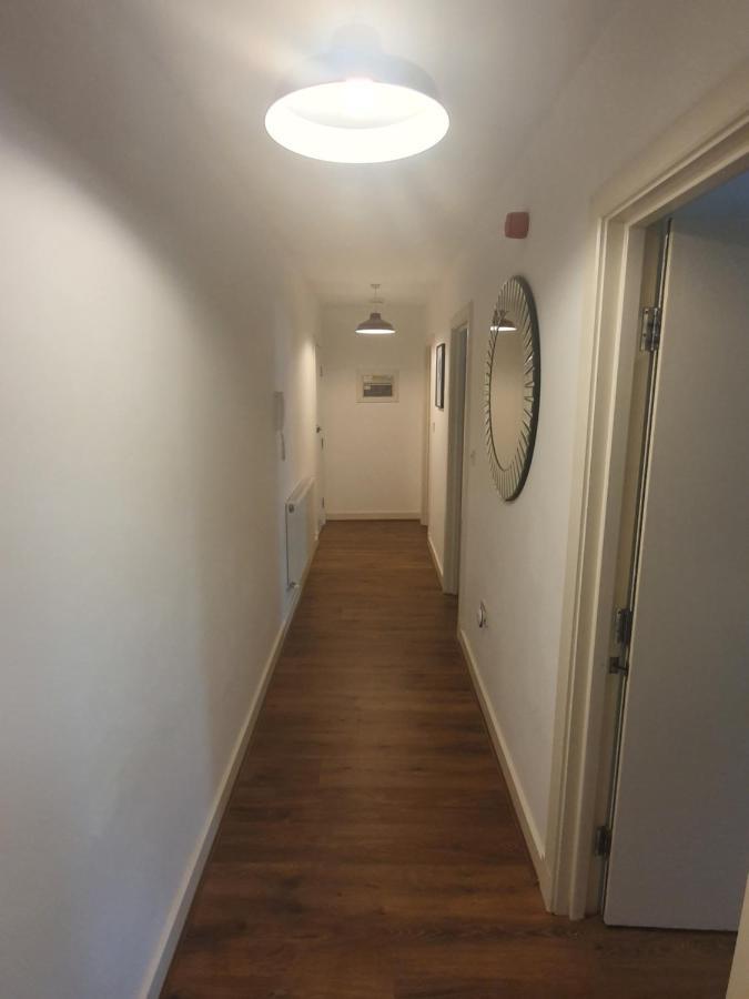 Double Room With Shared Bathroom Лондон Екстер'єр фото